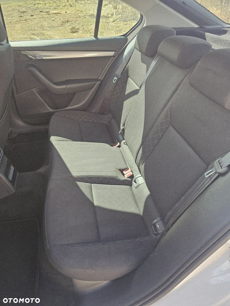 Skoda Octavia 1.0 TSI Style - 8