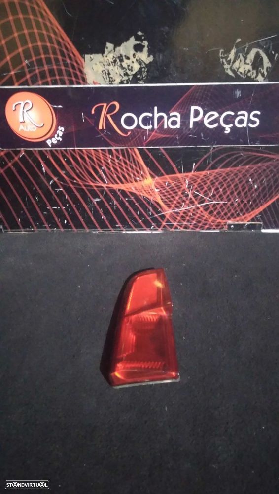 Farolim Stop Esquerdo Mala Fiat Punto (188_) - 1