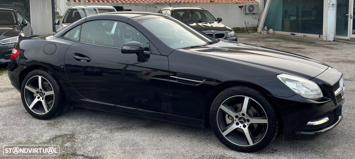 Mercedes-Benz SLK 200 (BlueEFFICIENCY) 7G-TRONIC CarbonLOOK Edition - 7