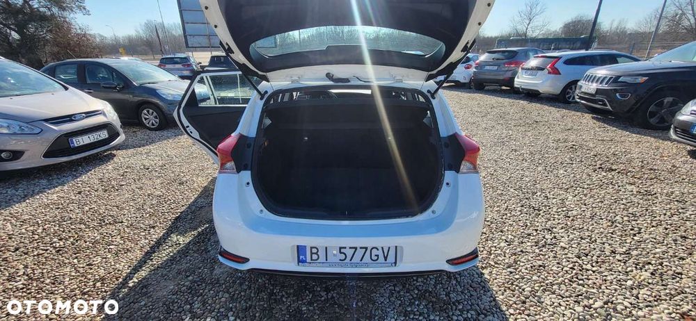 Toyota Auris - 8