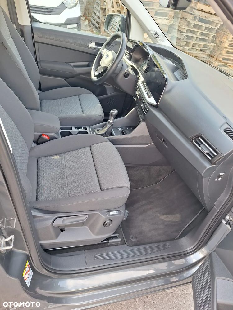 Ford Tourneo Connect Grand - 18