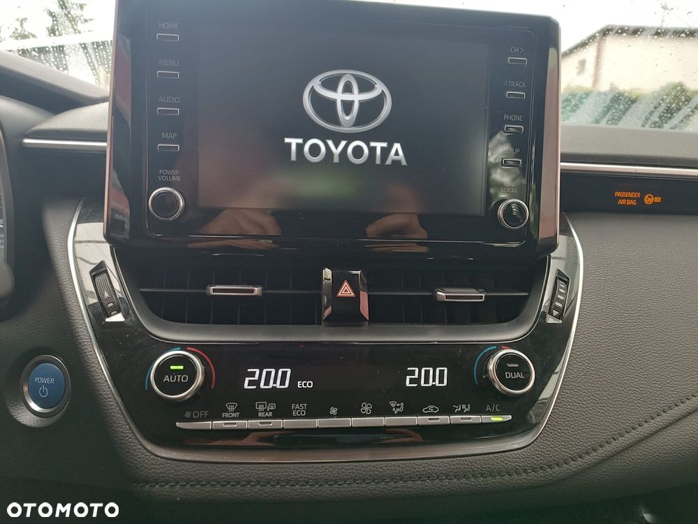Toyota Corolla - 16