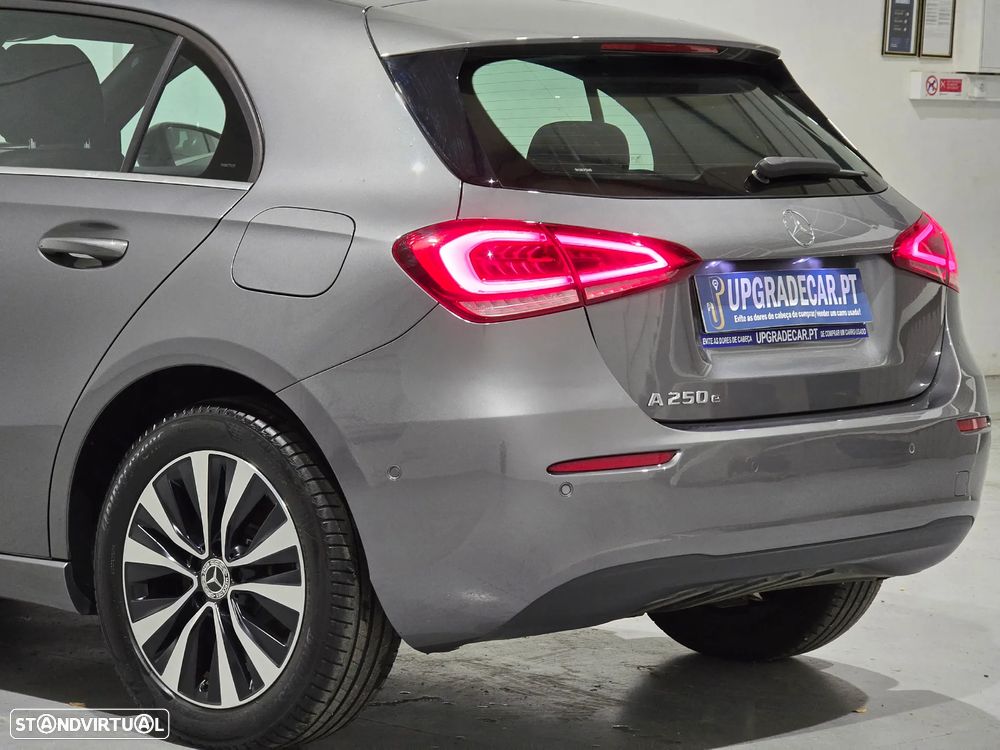 Mercedes-Benz A 250 e 8G-DCT Progressive - 22