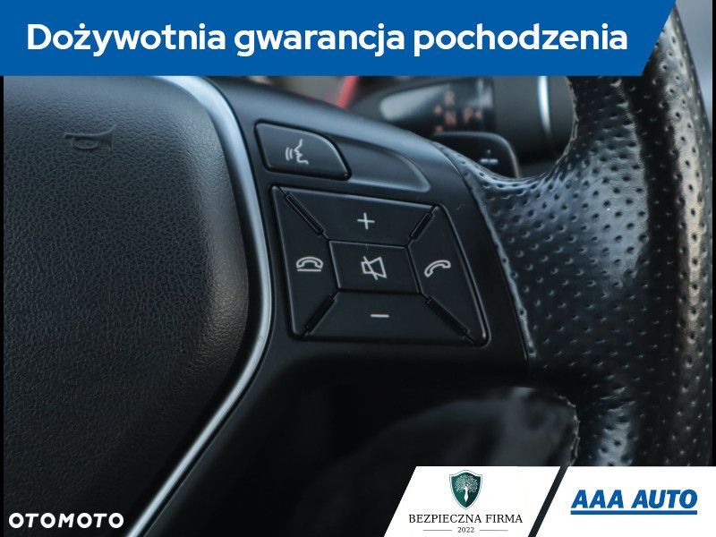 Mercedes-Benz CLA - 21