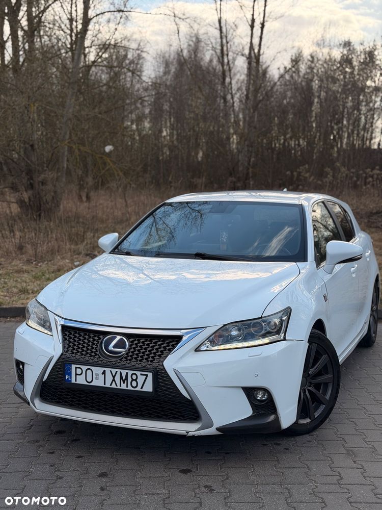 Lexus CT 200h F Sport - 23