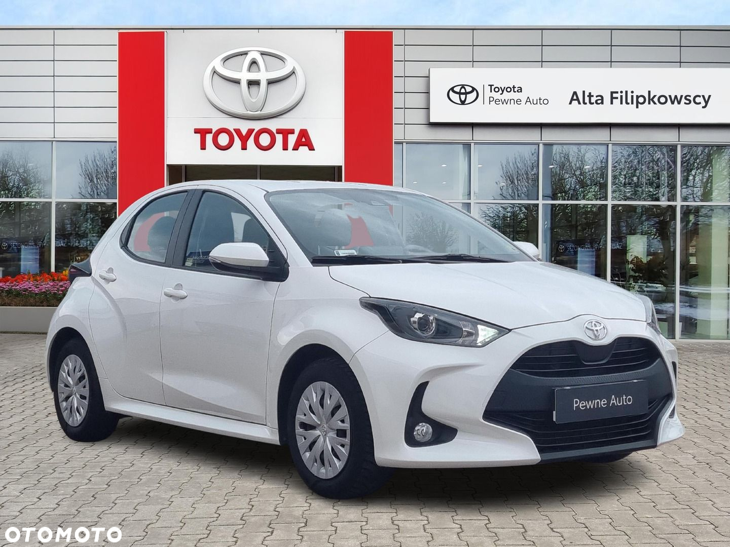 Toyota Yaris - 4