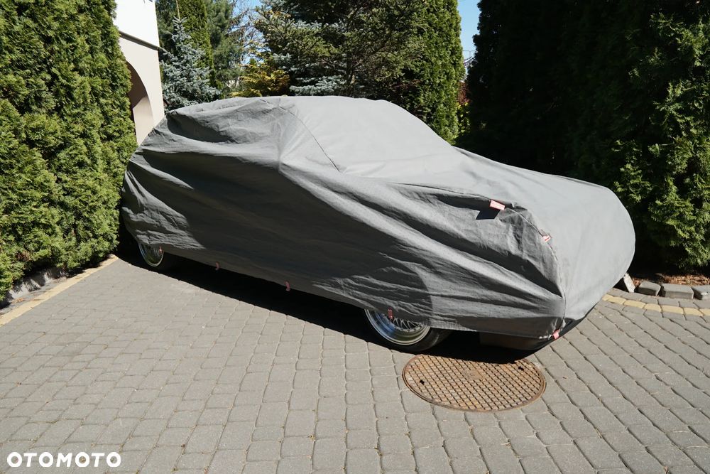 Volkswagen Golf - 22