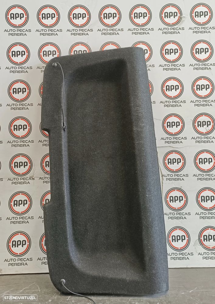 Fiat Grande Punto chapeleira, prateleira traseira . - 1