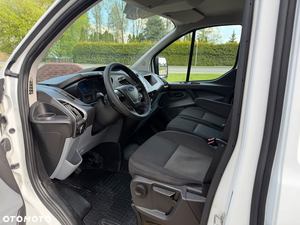 Ford Transit Custom - 8