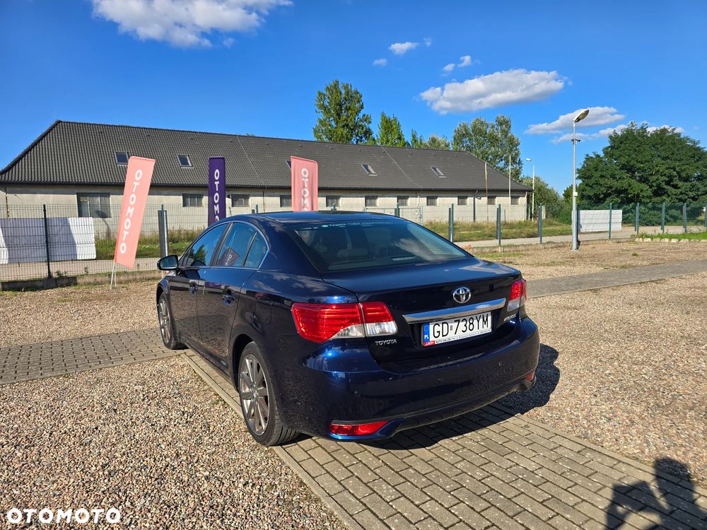 Toyota Avensis 2.0 Prestige NAVI MS - 8