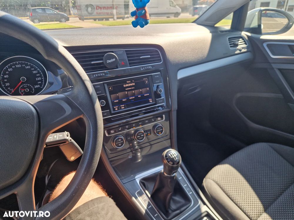 Volkswagen Golf 1.6 TDI Comfortline - 4