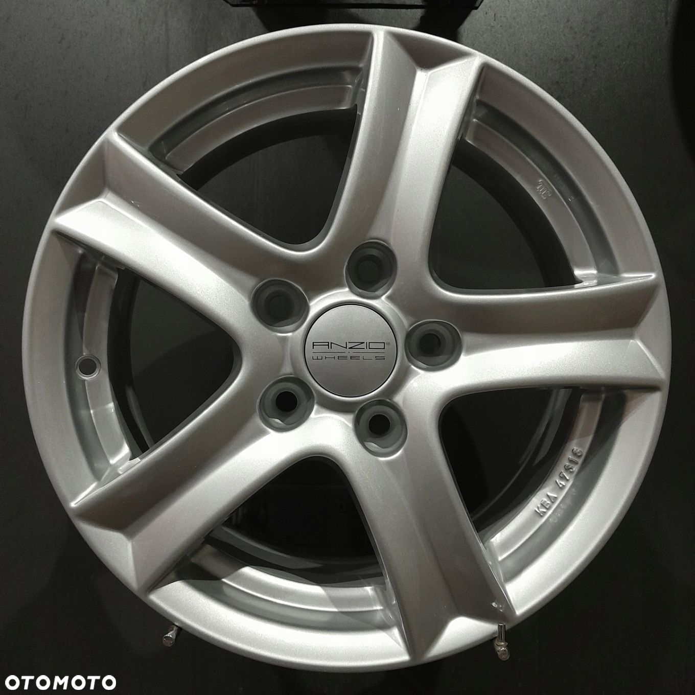 Felgi 15 5x114.3 Mazda 3 6 F507033-50 - 4