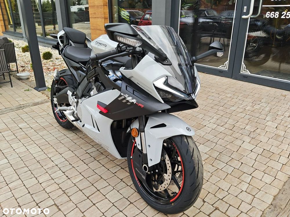 CFMoto SR - 20