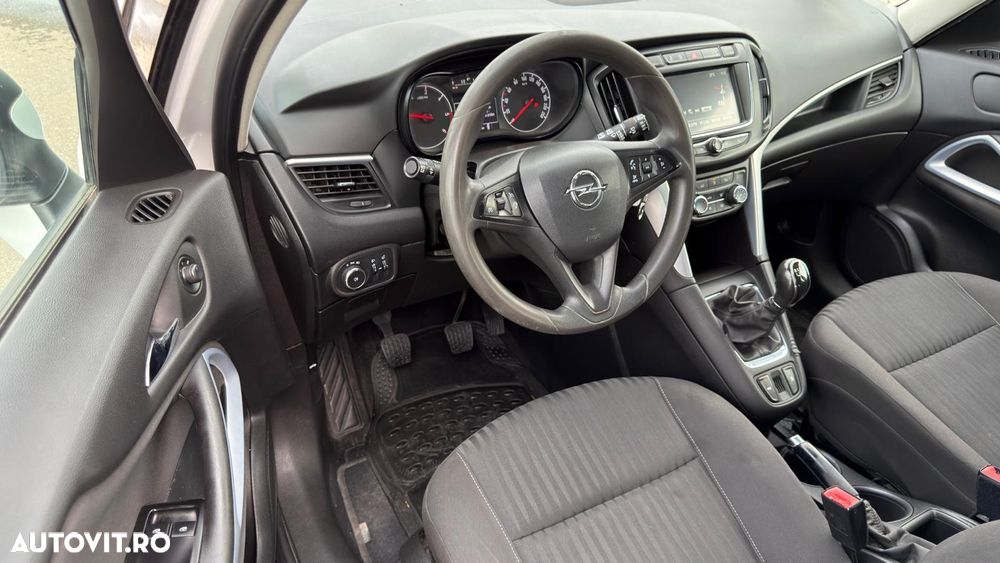 Opel Zafira - 5