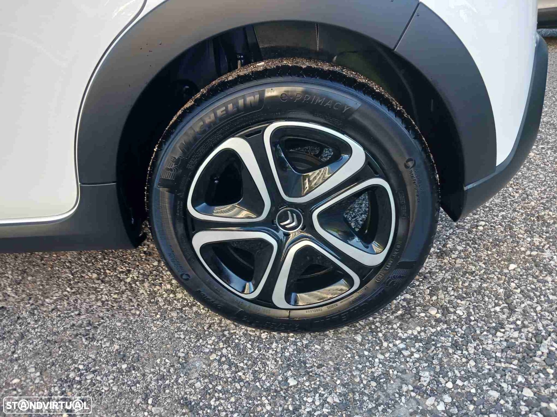 Citroën C3 1.2 PureTech Plus - 7