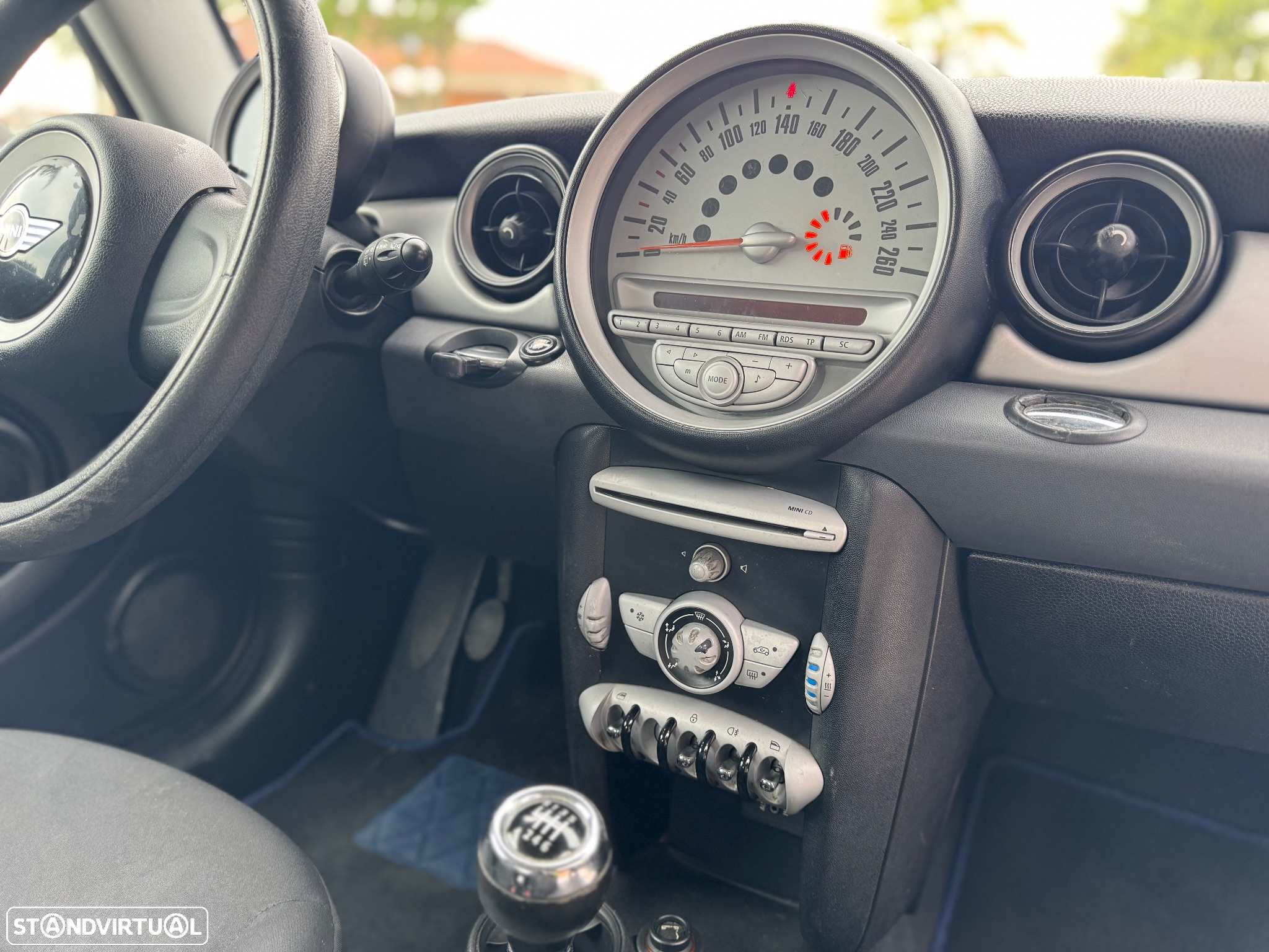 MINI 3 Portas Cooper D - 12