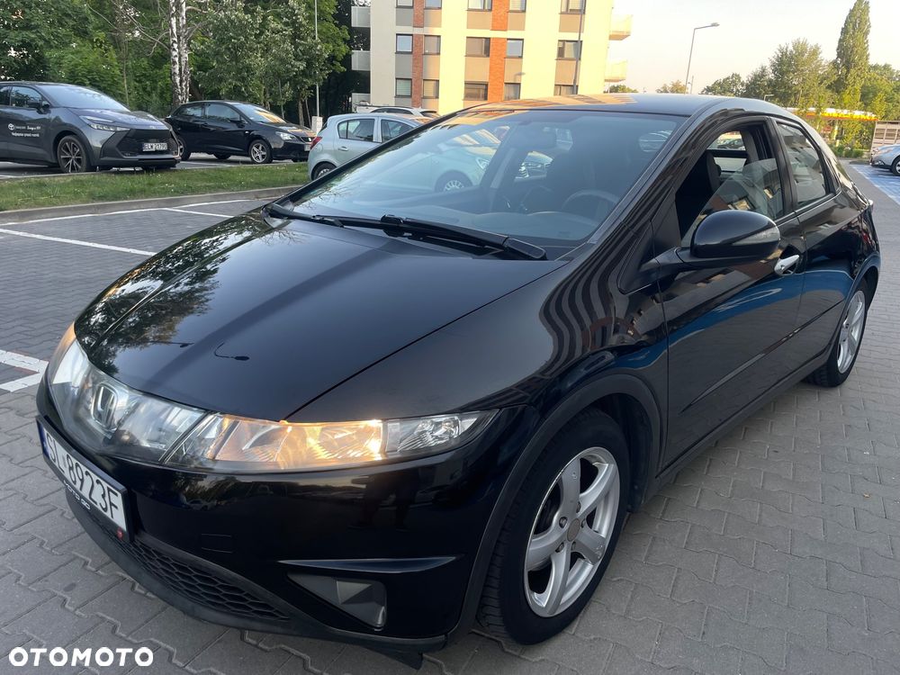 Honda Civic 1.8 Comfort - 3