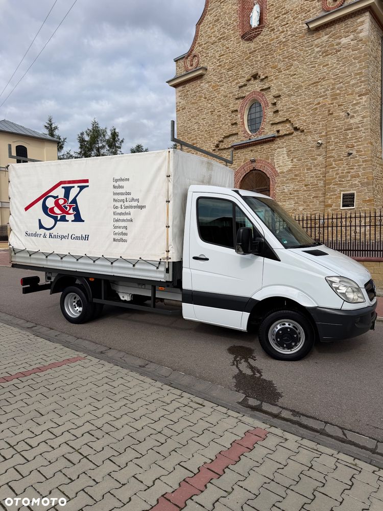 Mercedes-Benz Sprinter - 12
