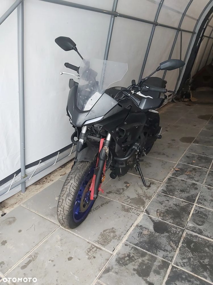 Yamaha MT - 2