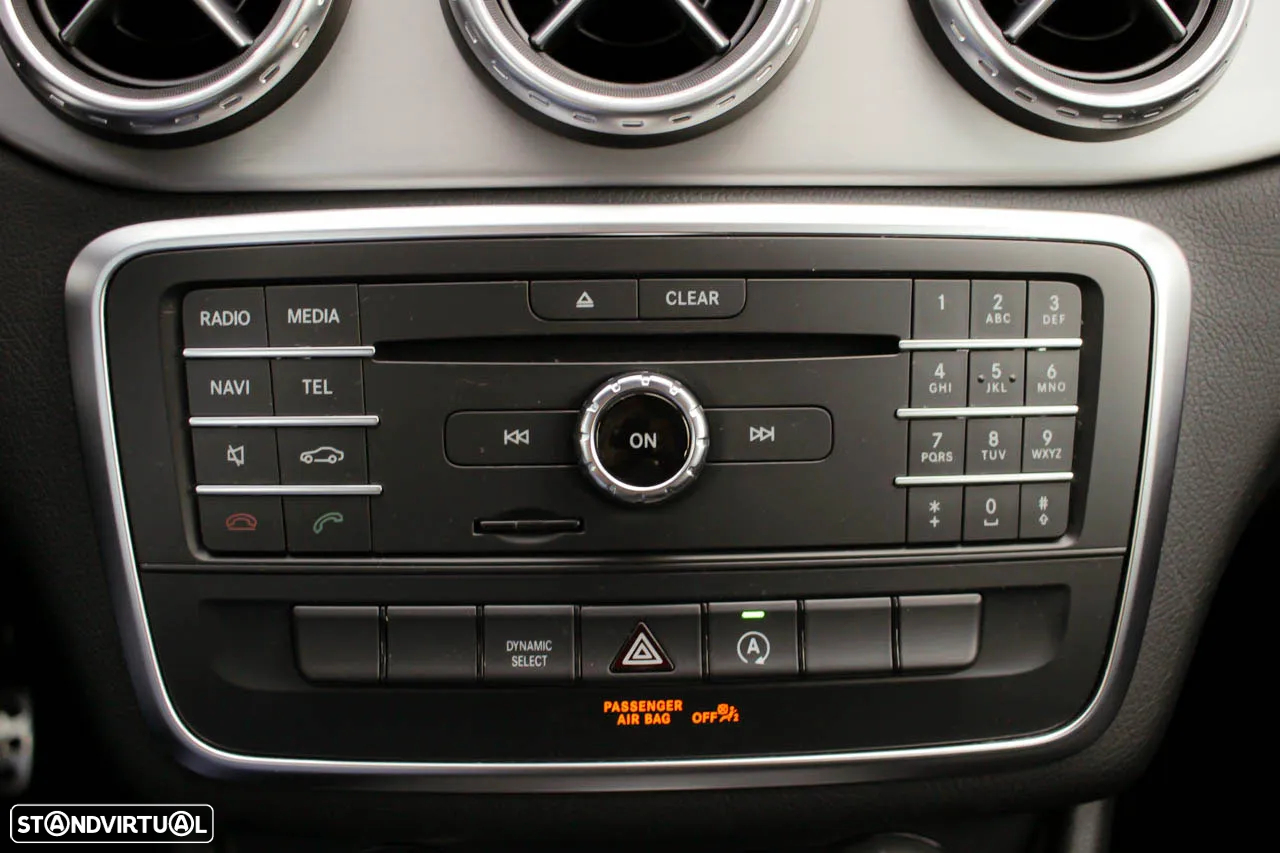Mercedes-Benz GLA 180 CDi AMG Line - 15