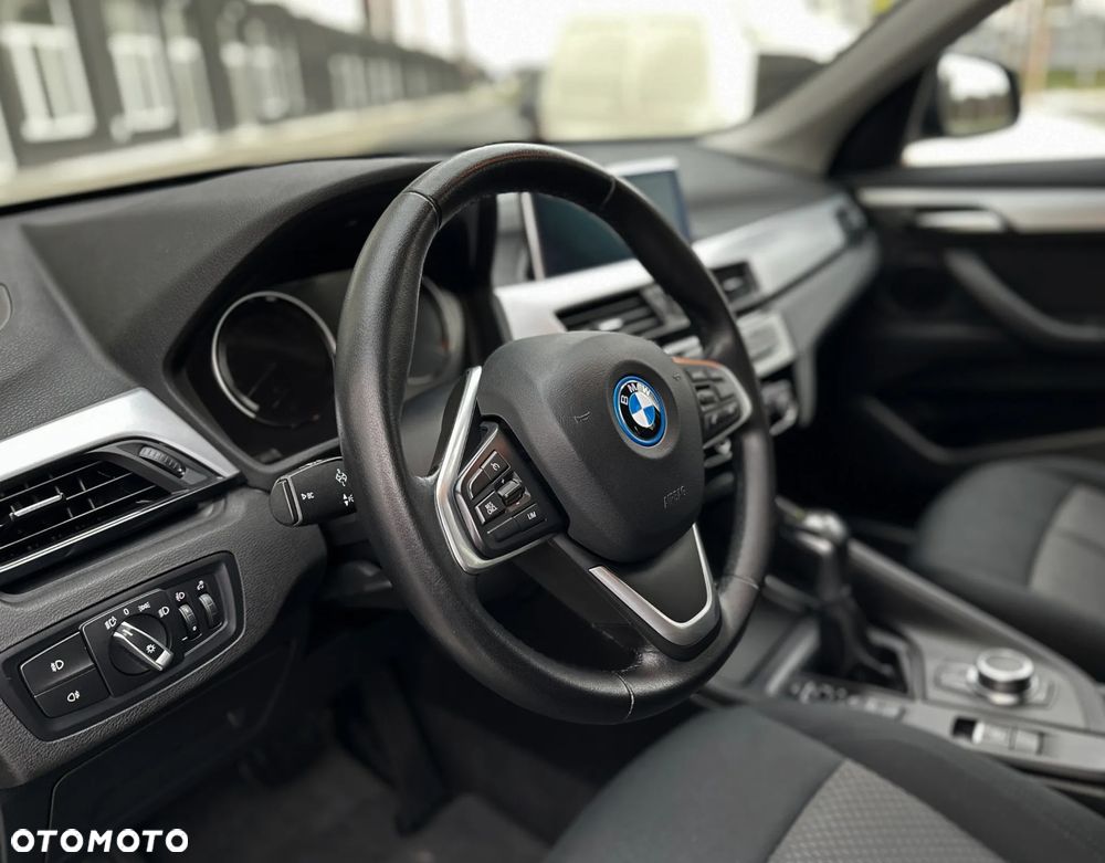 BMW X1 - 24