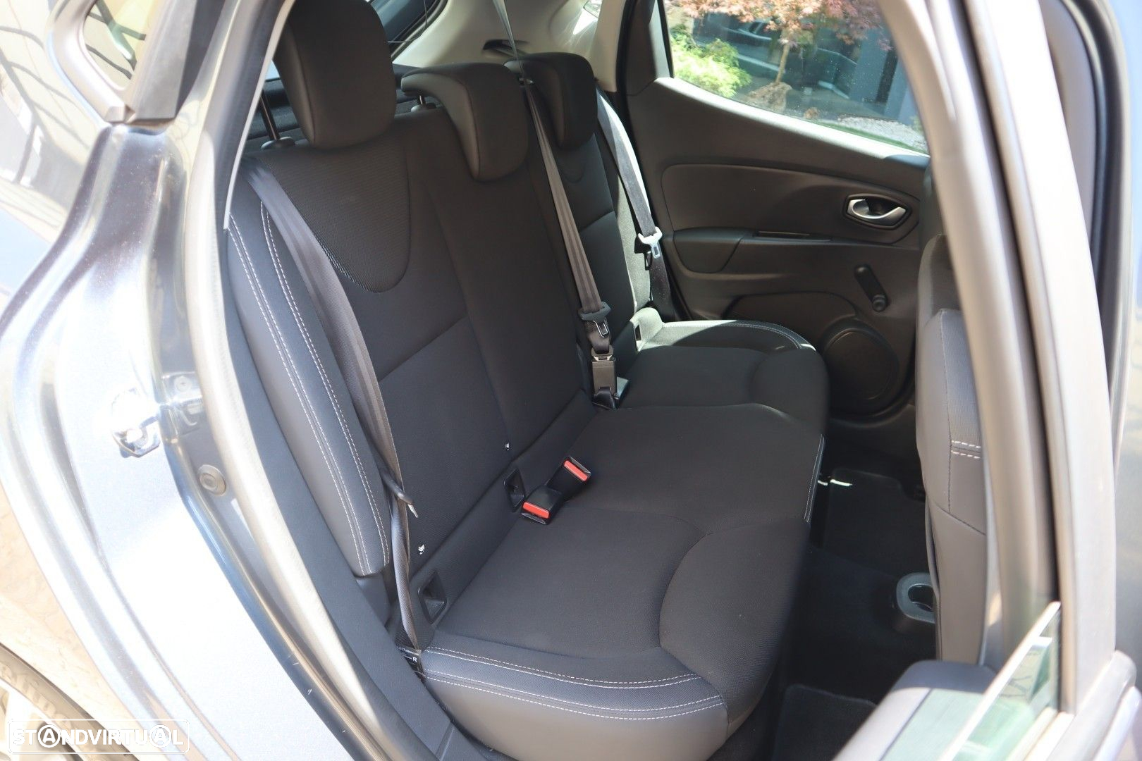 Renault Clio 1.5 dCi Zen - 28