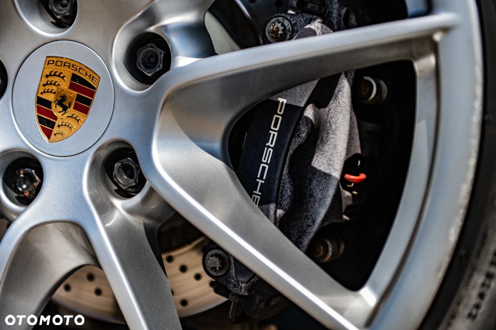Porsche 911 Carrera PDK - 4