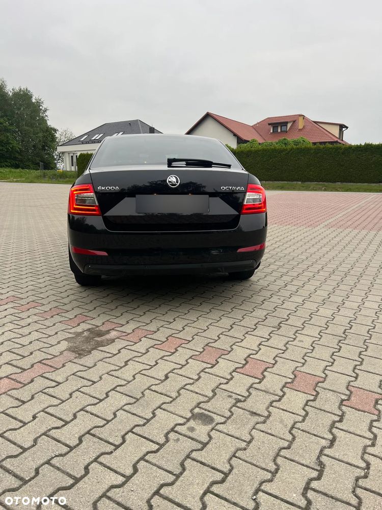 Skoda Octavia 2.0 TDI Style - 6