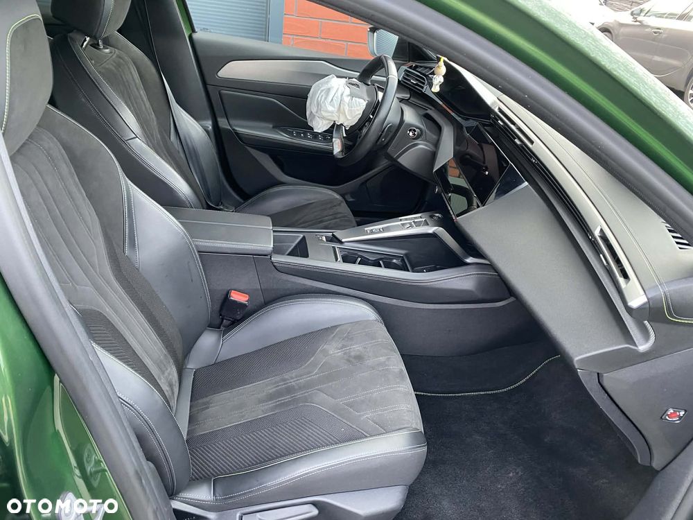 Peugeot 308 BlueHDi 130 EAT8 GT - 12