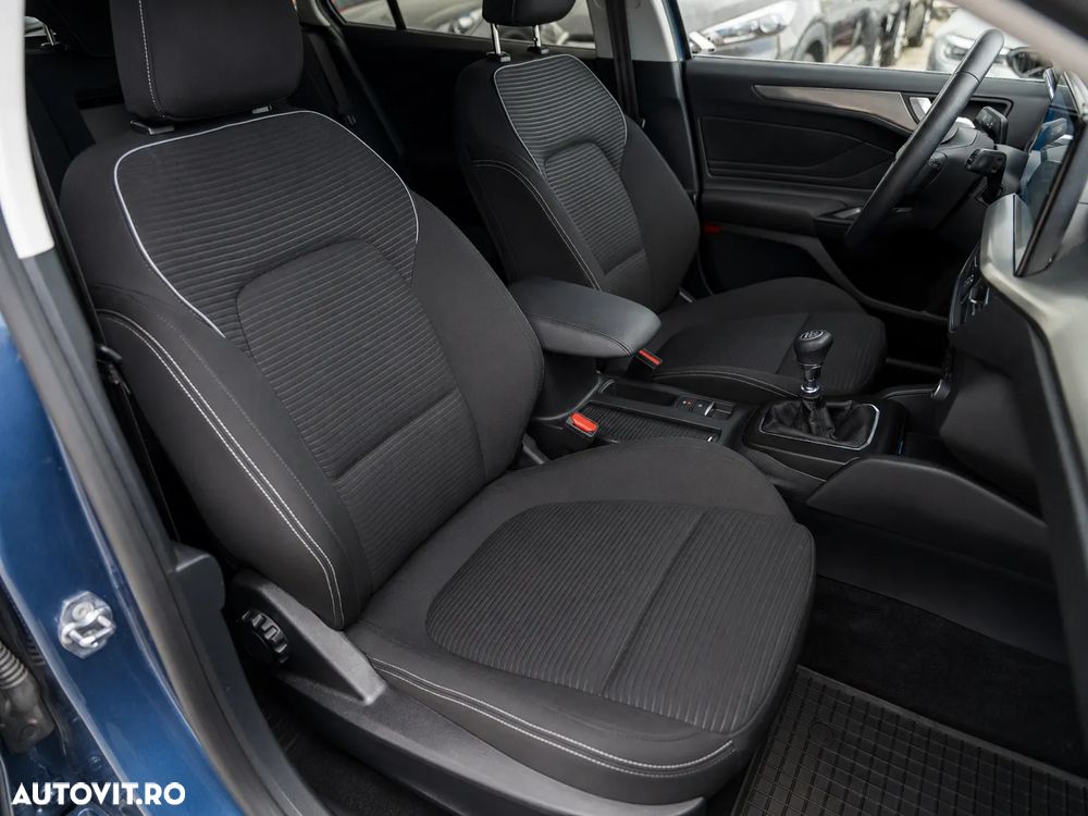 Ford Focus 1.0 EcoBoost Titanium - 16