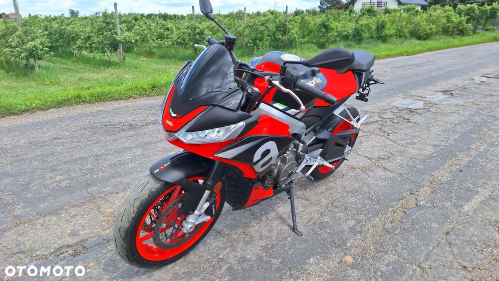 Aprilia Tuono - 12