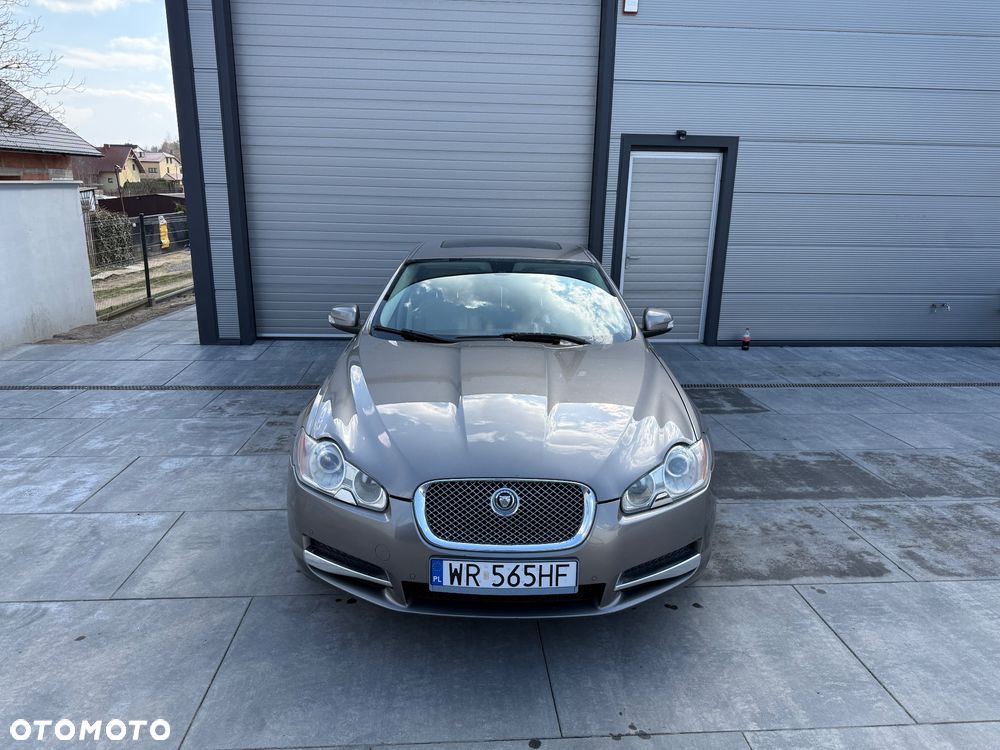 Jaguar XF 3.0 V6 Luxury - 2