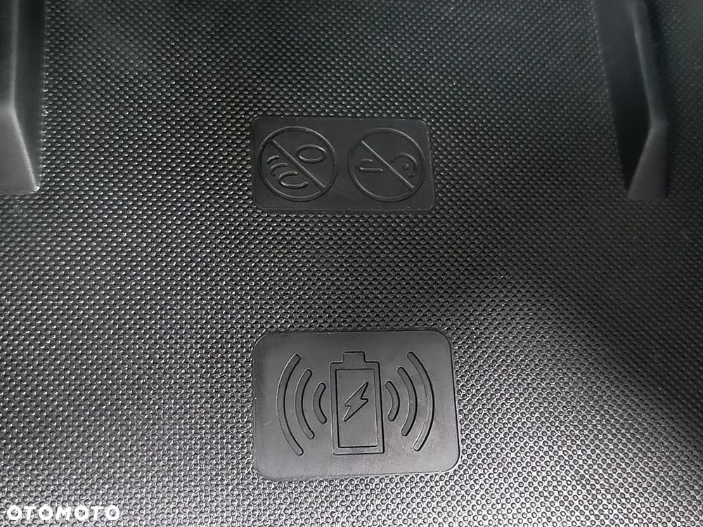 Jeep Avenger 1.2 GSE T3 Altitude FWD - 25