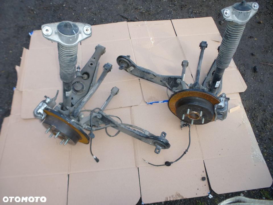 ZWROTNICA WAHACZ TYŁ SPORTAGE TUCSON 16-17r - 1
