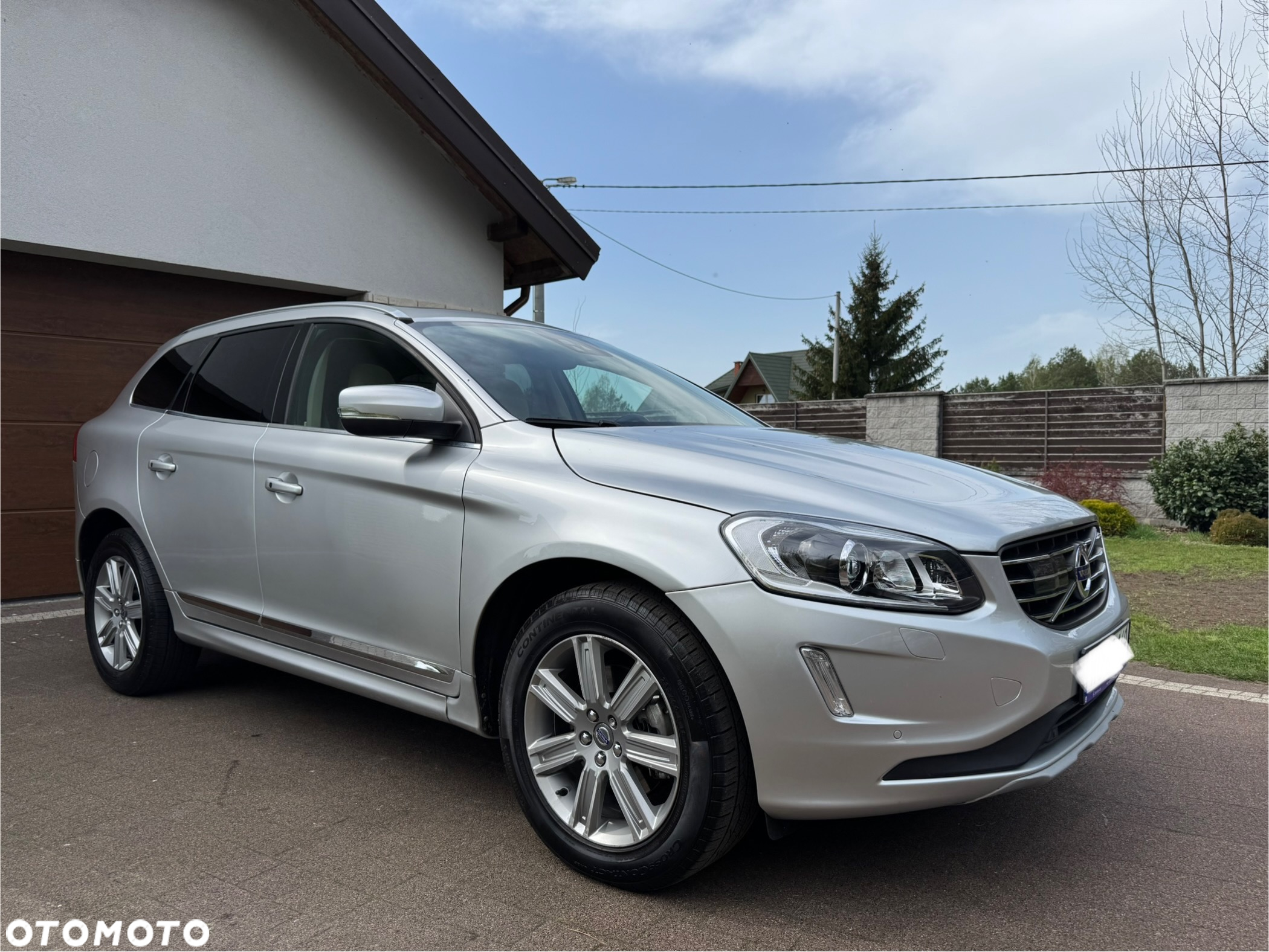 Volvo XC 60 - 4