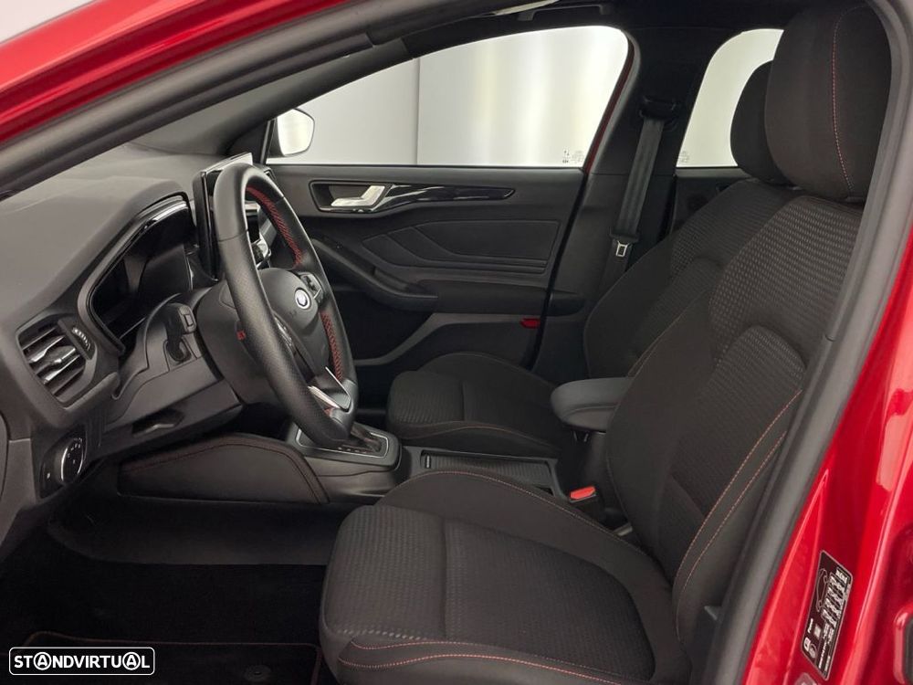 Ford Focus 1.0 EcoBoost MHEV ST-Line X Aut. - 11