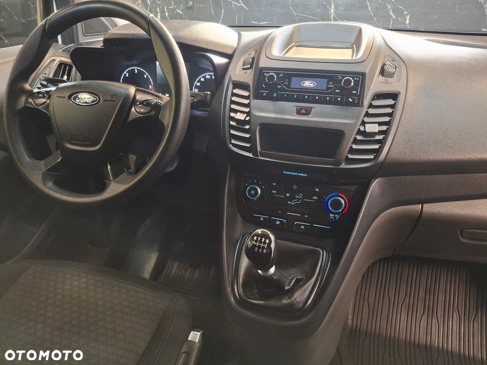 Ford Transit Connect Van Euro 6 2018r Furgon 3 Miejsca - 23