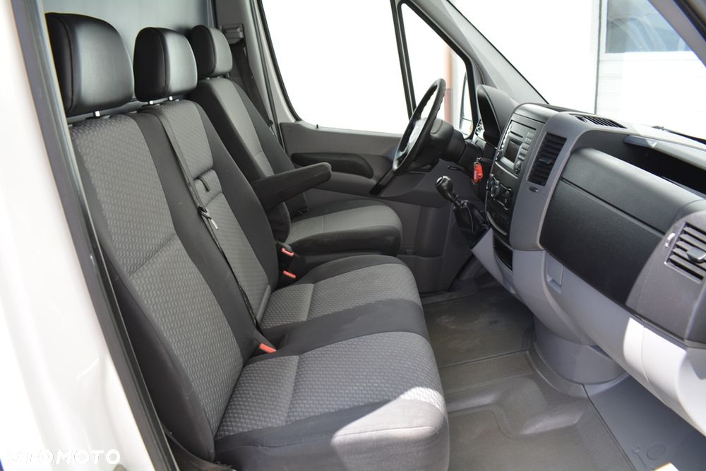 Volkswagen CRAFTER 35 2.0 TDI 109KM MAXI - 22