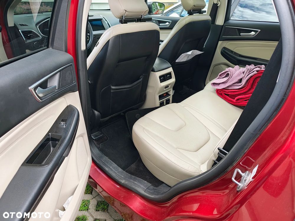 Ford Edge 2.0 TDCi Twin-Turbo 4WD Titanium - 5