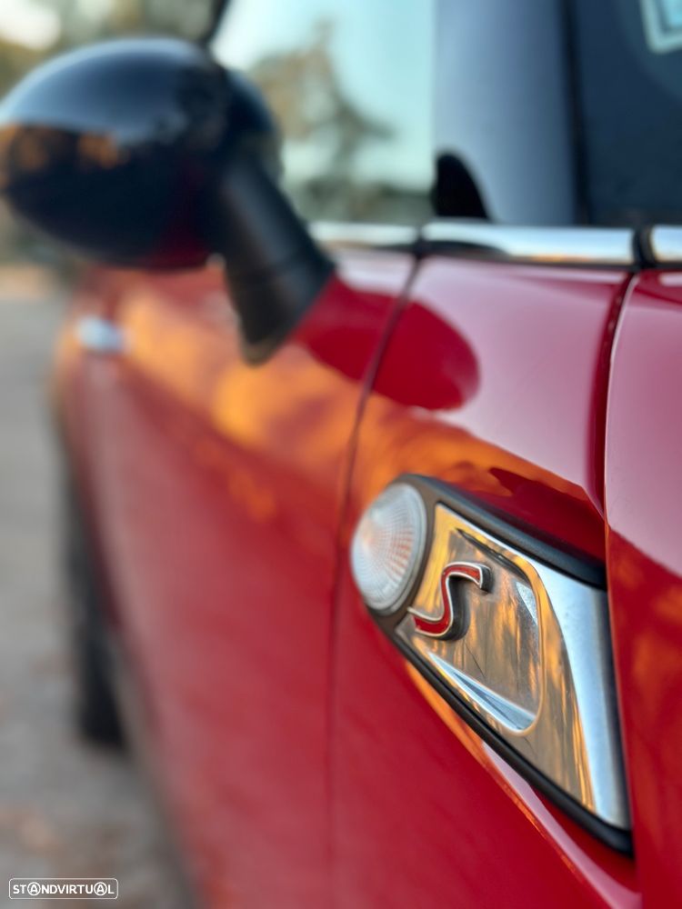 MINI Cabrio Cooper S - 11