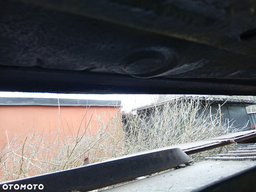 Toyota Yaris 1.3 Terra Plus - 12