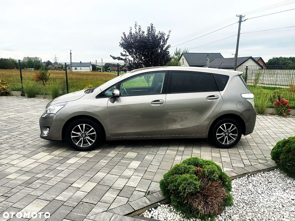 Toyota Verso 1.6 D-4D Prestige - 7