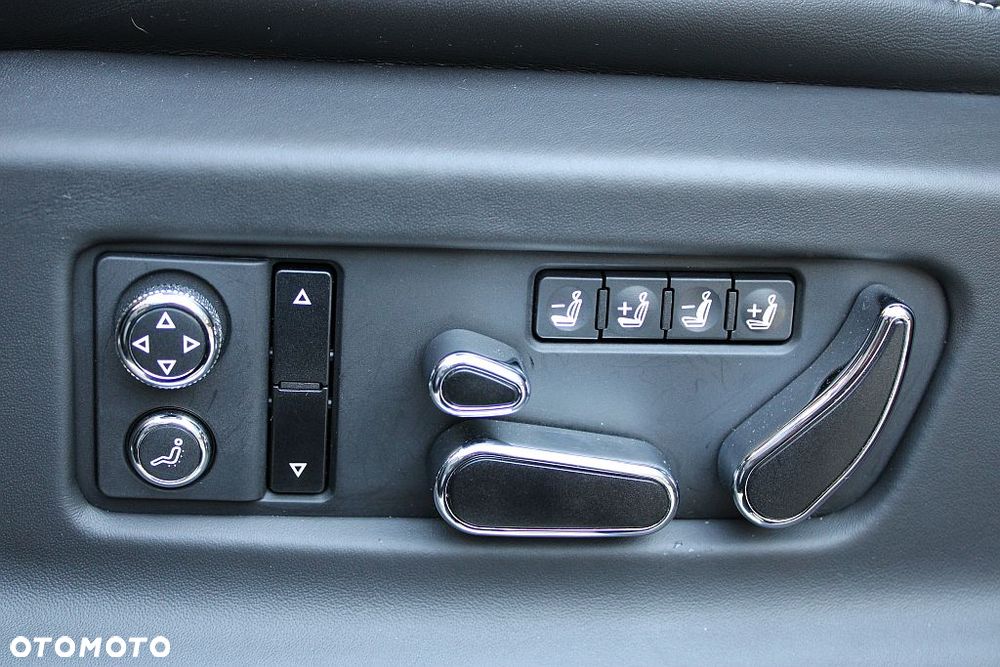 Bentley Bentayga - 8
