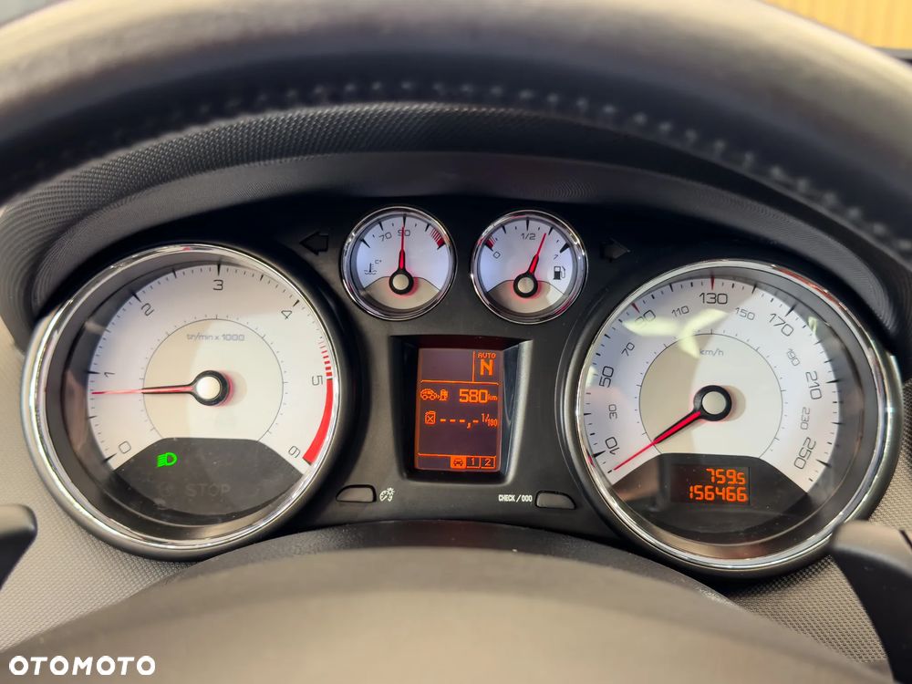 Peugeot 308 HDi FAP 110 EGS6 Premium - 30