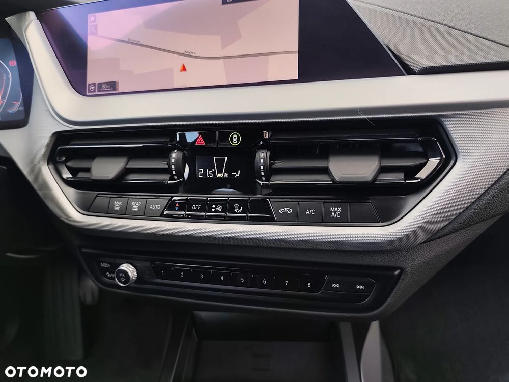 BMW Seria 1 116d Sport Line Shadow - 24