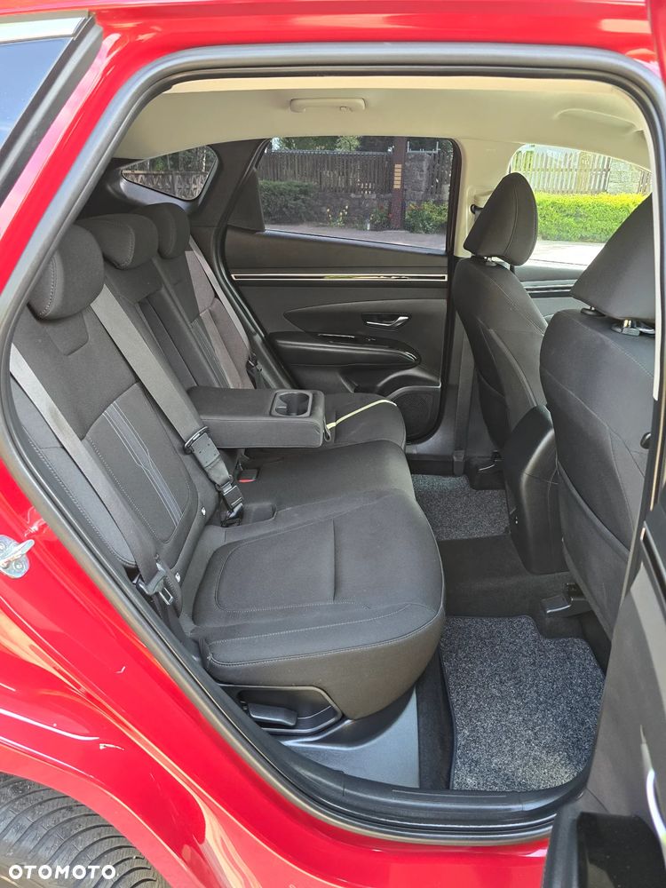 Hyundai Tucson 1.6 CRDi 48V-Hybrid 4WD DCT Select - 19