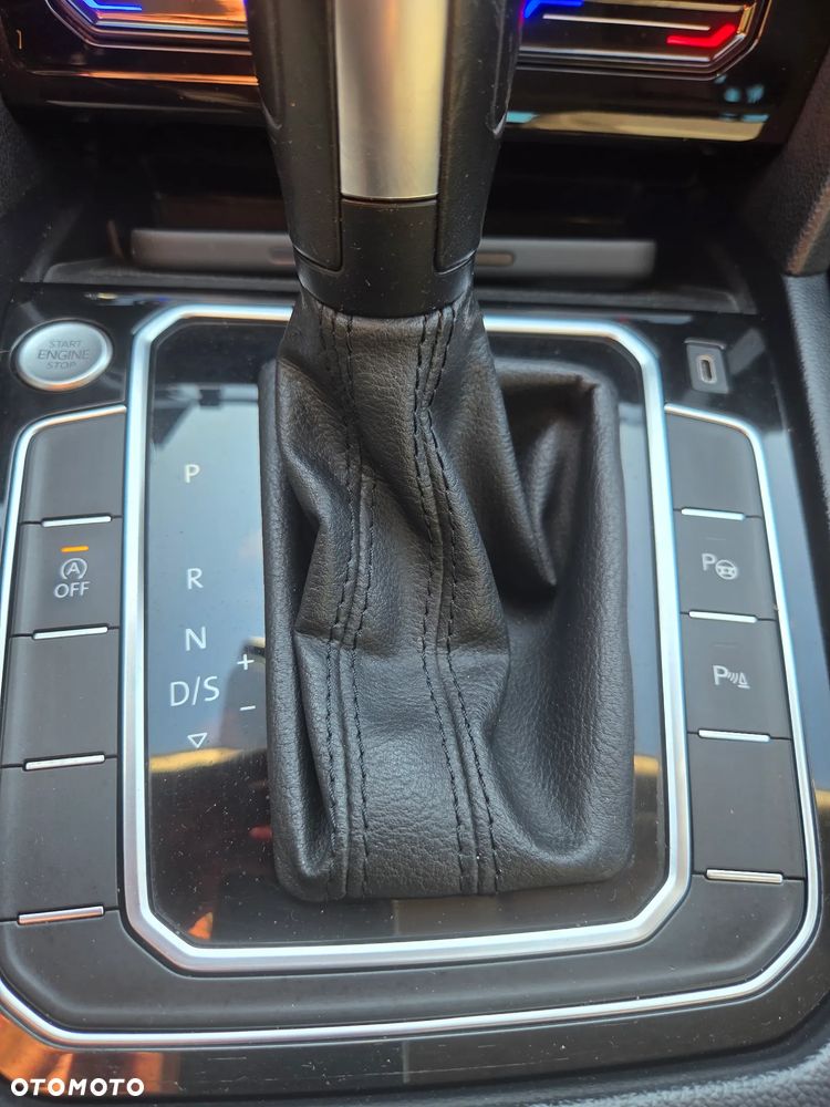 Volkswagen Passat 1.5 TSI EVO Business DSG - 29