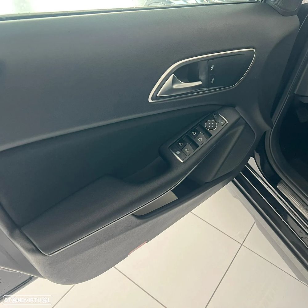 Mercedes-Benz GLA 180 d - 8