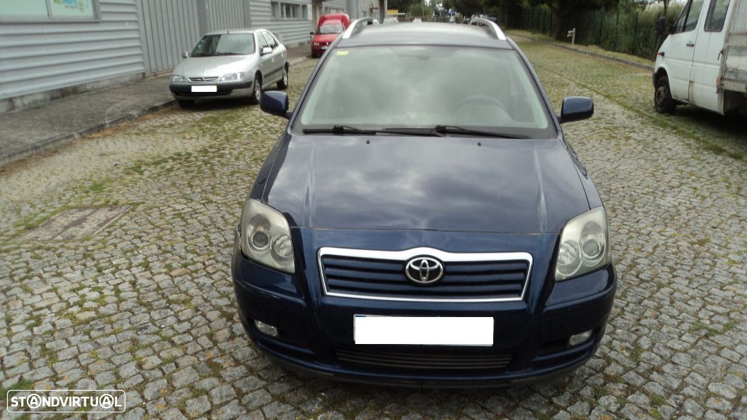 Toyota Avensis Wagon 2.0 D-4D Sol 2003 - Para Peças - 1