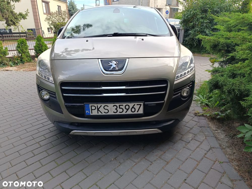 Peugeot 3008 2.0 HDi HYbrid4 - 1